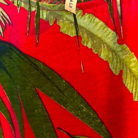 Emerald Tunic top Tropical strappy back Red. Size 2X Like new. Super cute - Picture 3 of 4